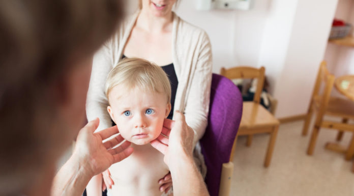 Meningite no bebês Causas e Sintomas Meningite no bebês Causas e Sintomas