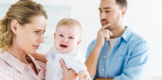 Alimentos que dão cólicas no bebê Alimentos que dão cólicas